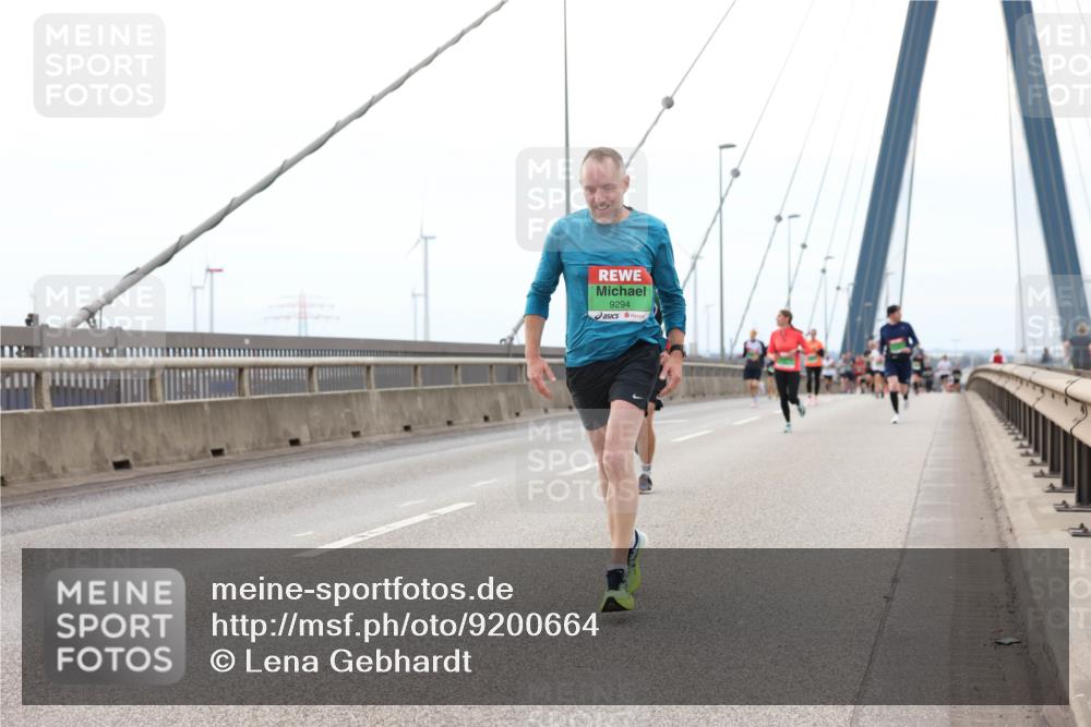 03.10.2025 - Köhlbrandbrückenlauf Lena Gebhardt http://msf.ph/oto/9200664 03.10.2025 15:41:01 Position 2 9294 meine-sportfotos.de
