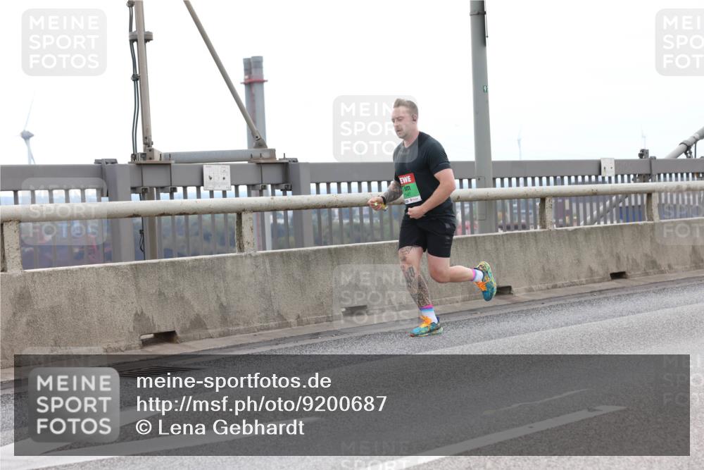 03.10.2025 - Köhlbrandbrückenlauf Lena Gebhardt http://msf.ph/oto/9200687 03.10.2025 15:41:09 Position 2  meine-sportfotos.de