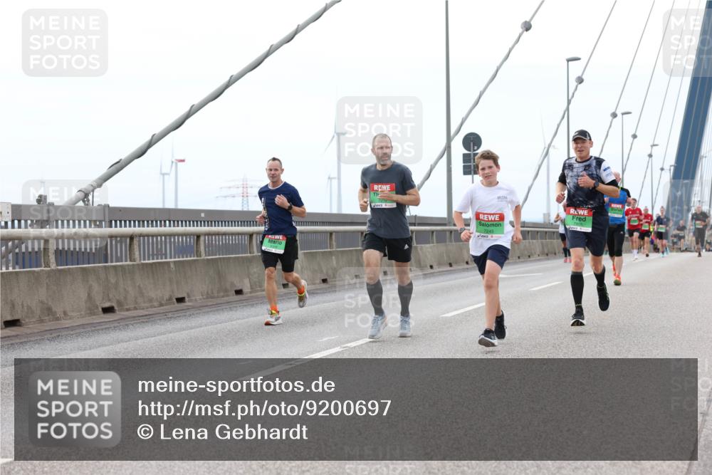 03.10.2025 - Köhlbrandbrückenlauf Lena Gebhardt http://msf.ph/oto/9200697 03.10.2025 15:41:14 Position 2 7245 meine-sportfotos.de
