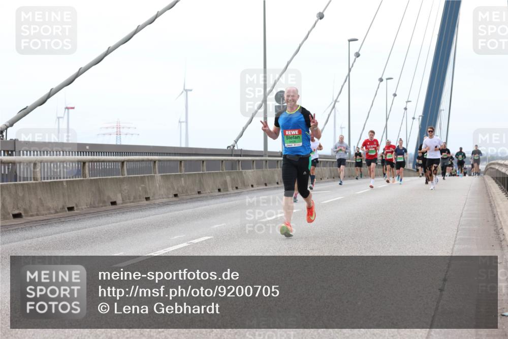 03.10.2025 - Köhlbrandbrückenlauf Lena Gebhardt http://msf.ph/oto/9200705 03.10.2025 15:41:17 Position 2  meine-sportfotos.de