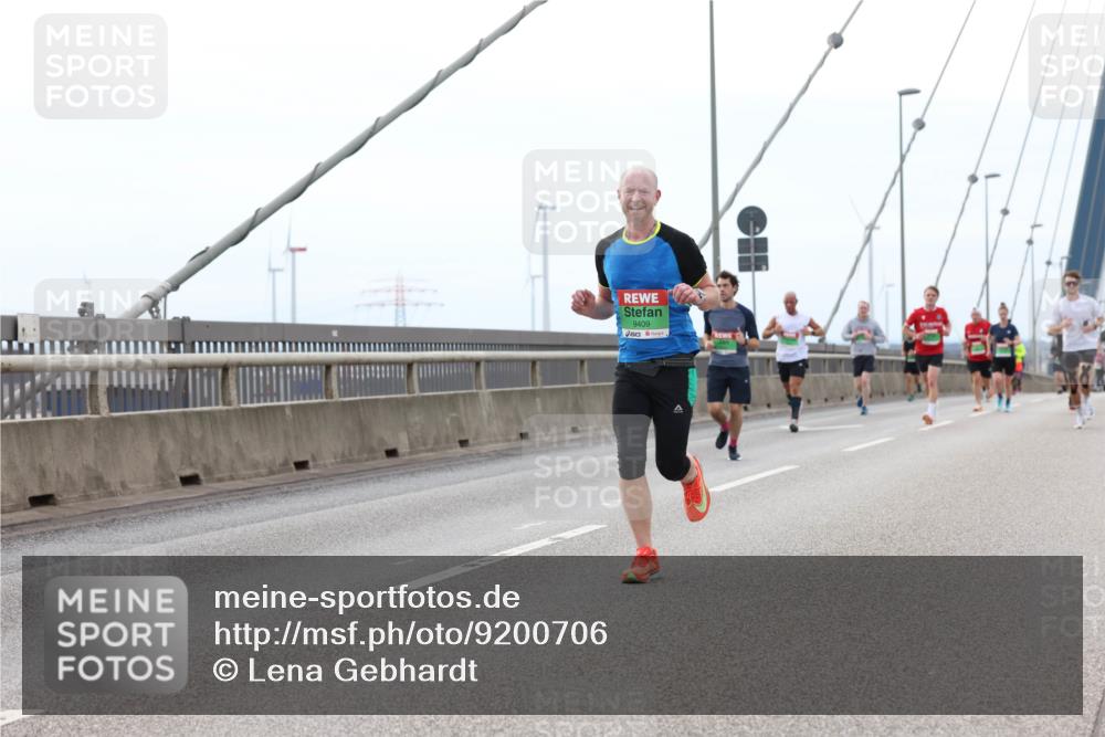 03.10.2025 - Köhlbrandbrückenlauf Lena Gebhardt http://msf.ph/oto/9200706 03.10.2025 15:41:18 Position 2 9409 meine-sportfotos.de