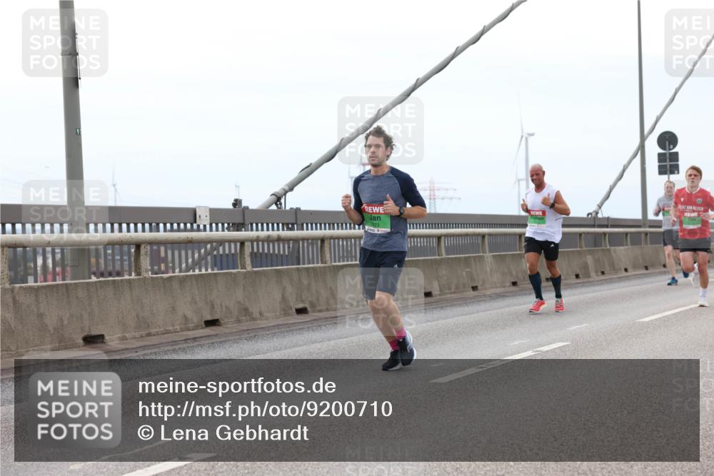 03.10.2025 - Köhlbrandbrückenlauf Lena Gebhardt http://msf.ph/oto/9200710 03.10.2025 15:41:21 Position 2 91, 7923, 26 meine-sportfotos.de