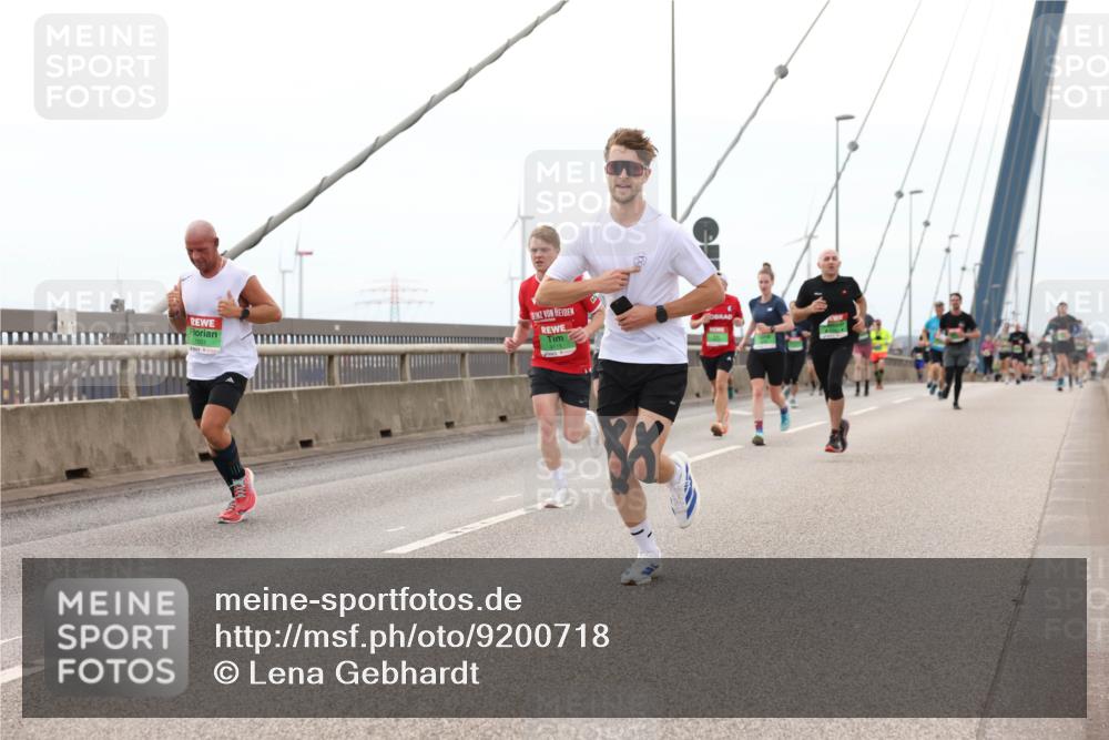 03.10.2025 - Köhlbrandbrückenlauf Lena Gebhardt http://msf.ph/oto/9200718 03.10.2025 15:41:23 Position 2  meine-sportfotos.de