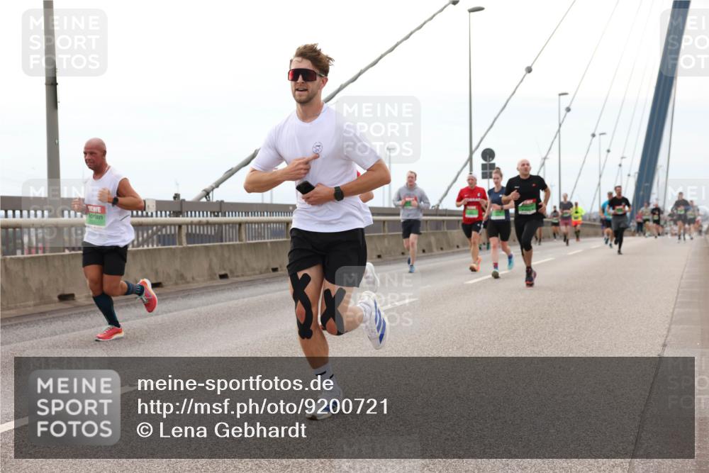 03.10.2025 - Köhlbrandbrückenlauf Lena Gebhardt http://msf.ph/oto/9200721 03.10.2025 15:41:24 Position 2  meine-sportfotos.de