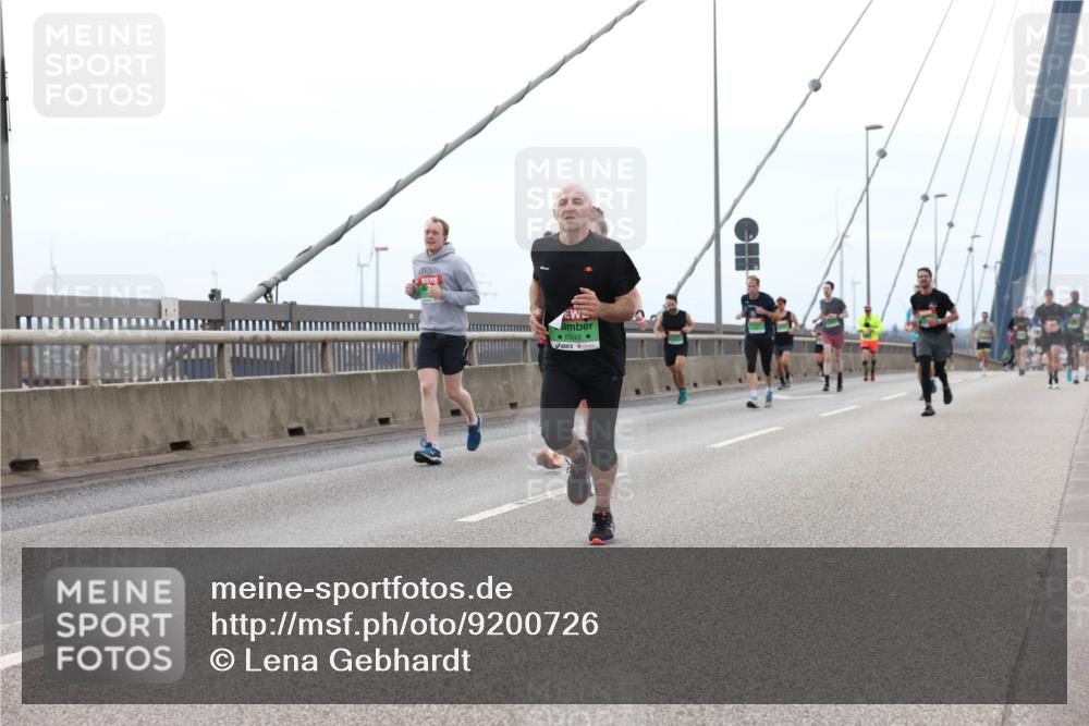 03.10.2025 - Köhlbrandbrückenlauf Lena Gebhardt http://msf.ph/oto/9200726 03.10.2025 15:41:26 Position 2  meine-sportfotos.de