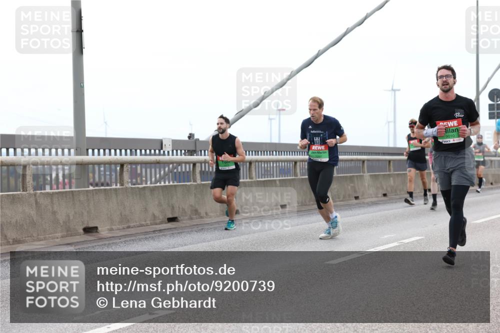 03.10.2025 - Köhlbrandbrückenlauf Lena Gebhardt http://msf.ph/oto/9200739 03.10.2025 15:41:29 Position 2  meine-sportfotos.de