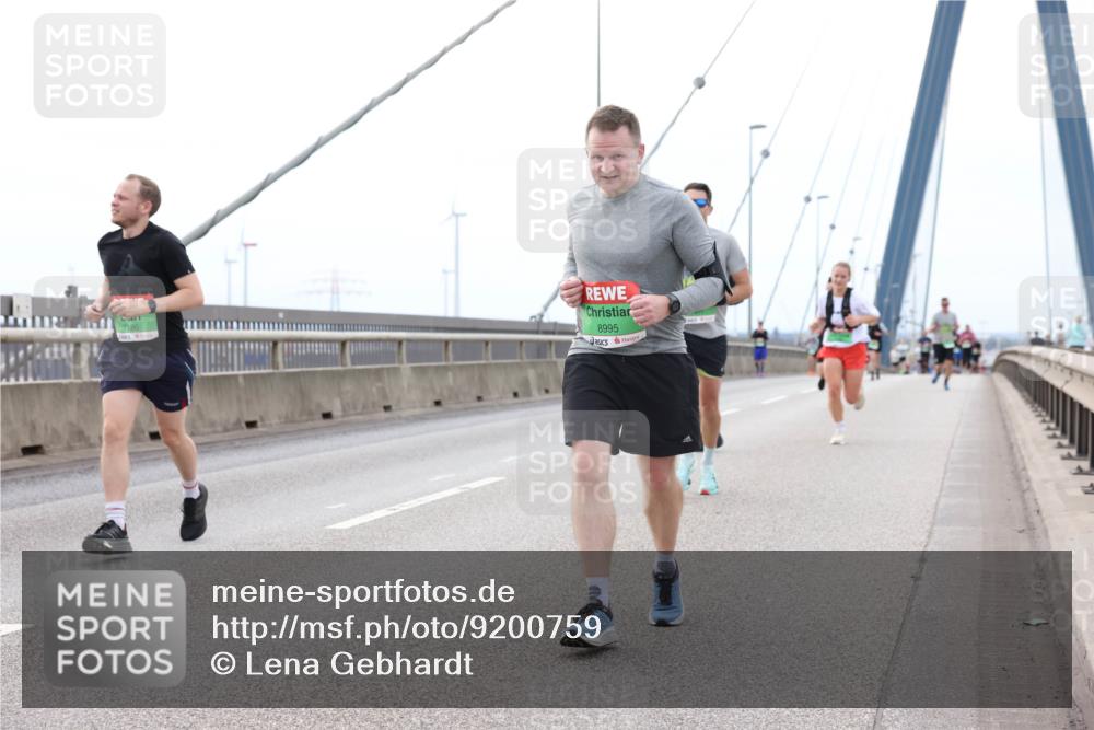 03.10.2025 - Köhlbrandbrückenlauf Lena Gebhardt http://msf.ph/oto/9200759 03.10.2025 15:41:37 Position 2 7160, 8995 meine-sportfotos.de