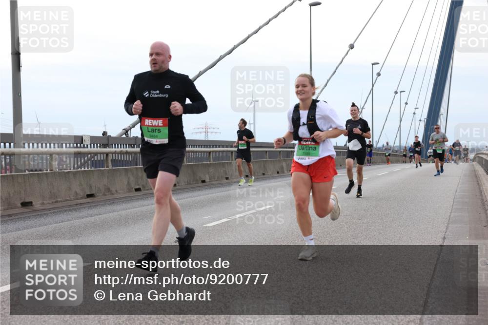 03.10.2025 - Köhlbrandbrückenlauf Lena Gebhardt http://msf.ph/oto/9200777 03.10.2025 15:41:40 Position 2 9484, 7599 meine-sportfotos.de