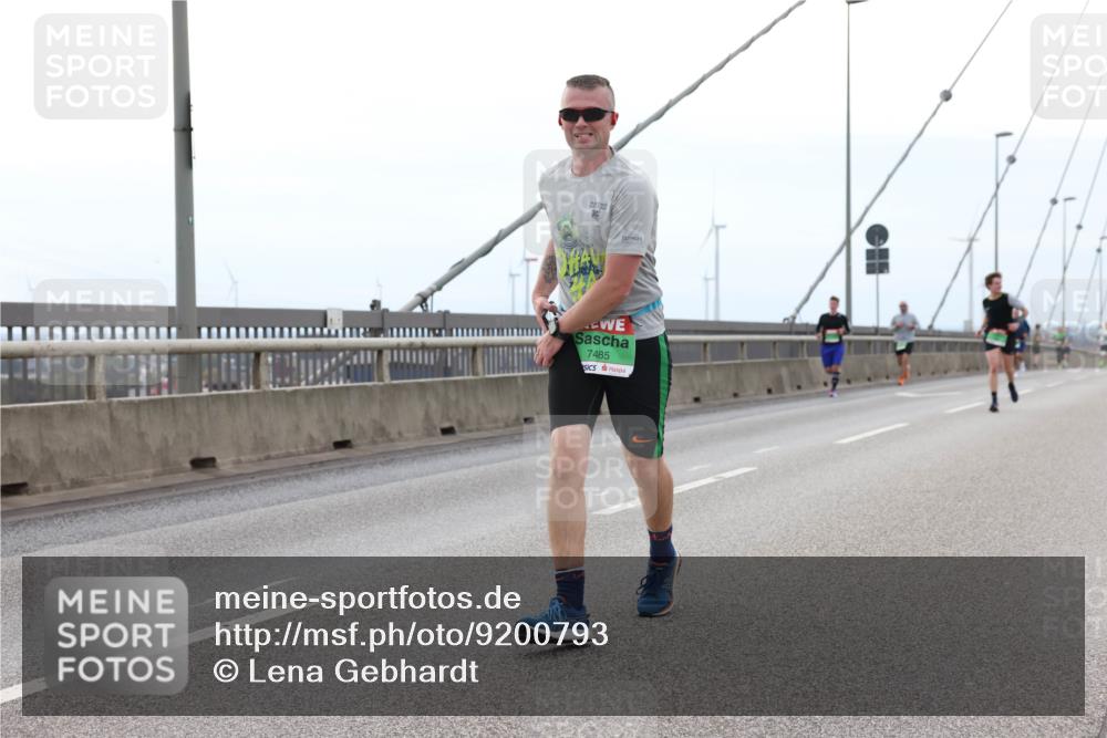 03.10.2025 - Köhlbrandbrückenlauf Lena Gebhardt http://msf.ph/oto/9200793 03.10.2025 15:41:47 Position 2 10, 7485 meine-sportfotos.de