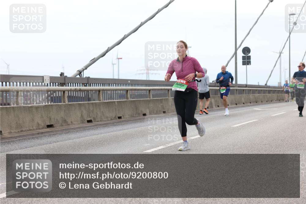 03.10.2025 - Köhlbrandbrückenlauf Lena Gebhardt http://msf.ph/oto/9200800 03.10.2025 15:41:54 Position 2 7418 meine-sportfotos.de