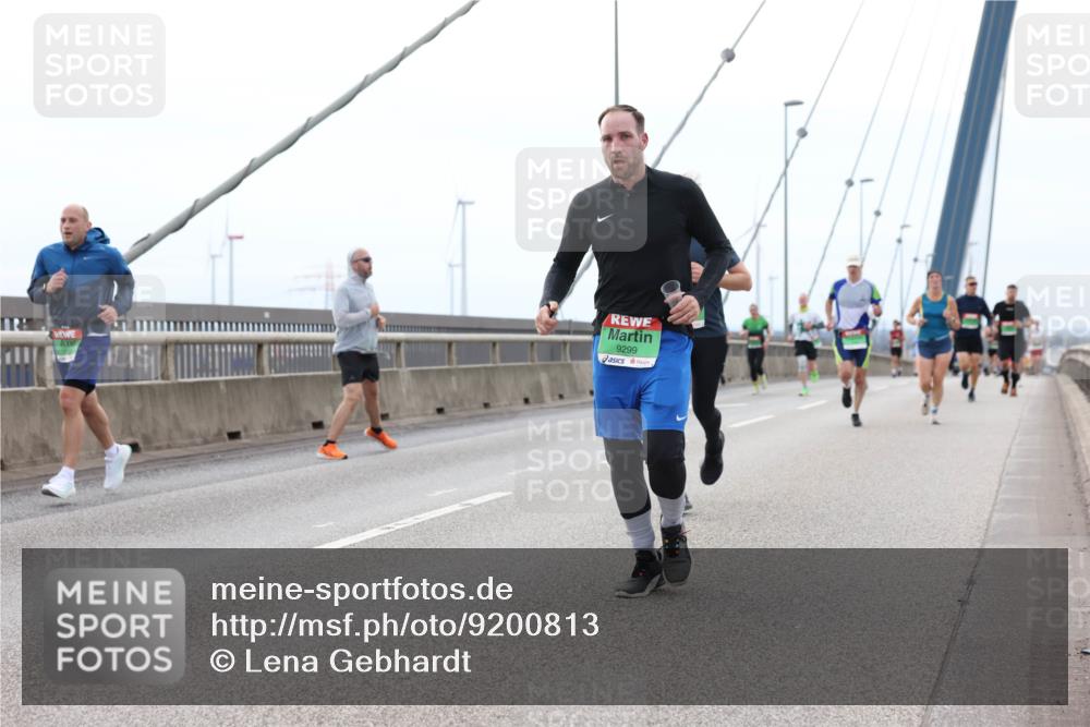 03.10.2025 - Köhlbrandbrückenlauf Lena Gebhardt http://msf.ph/oto/9200813 03.10.2025 15:41:57 Position 2 9299 meine-sportfotos.de