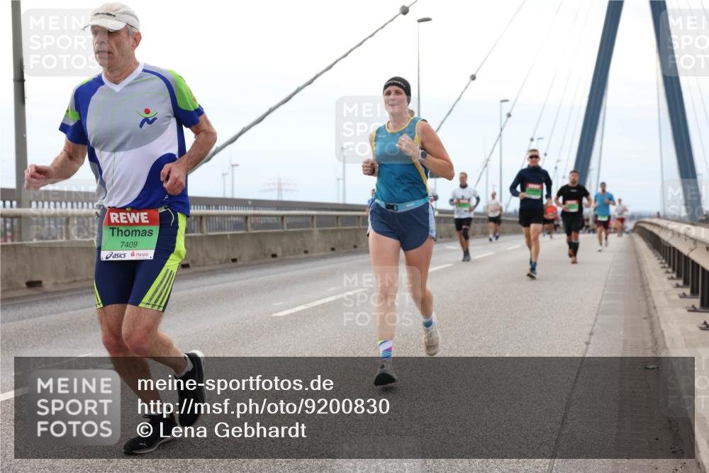 03.10.2025 - Köhlbrandbrückenlauf Lena Gebhardt http://msf.ph/oto/9200830 03.10.2025 15:42:02 Position 2 7409 meine-sportfotos.de