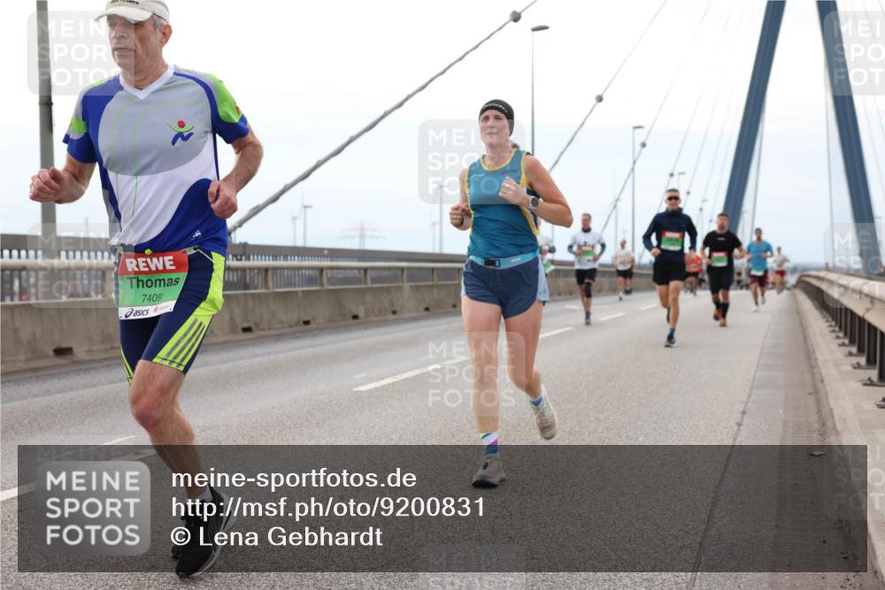 03.10.2025 - Köhlbrandbrückenlauf Lena Gebhardt http://msf.ph/oto/9200831 03.10.2025 15:42:02 Position 2 7409 meine-sportfotos.de