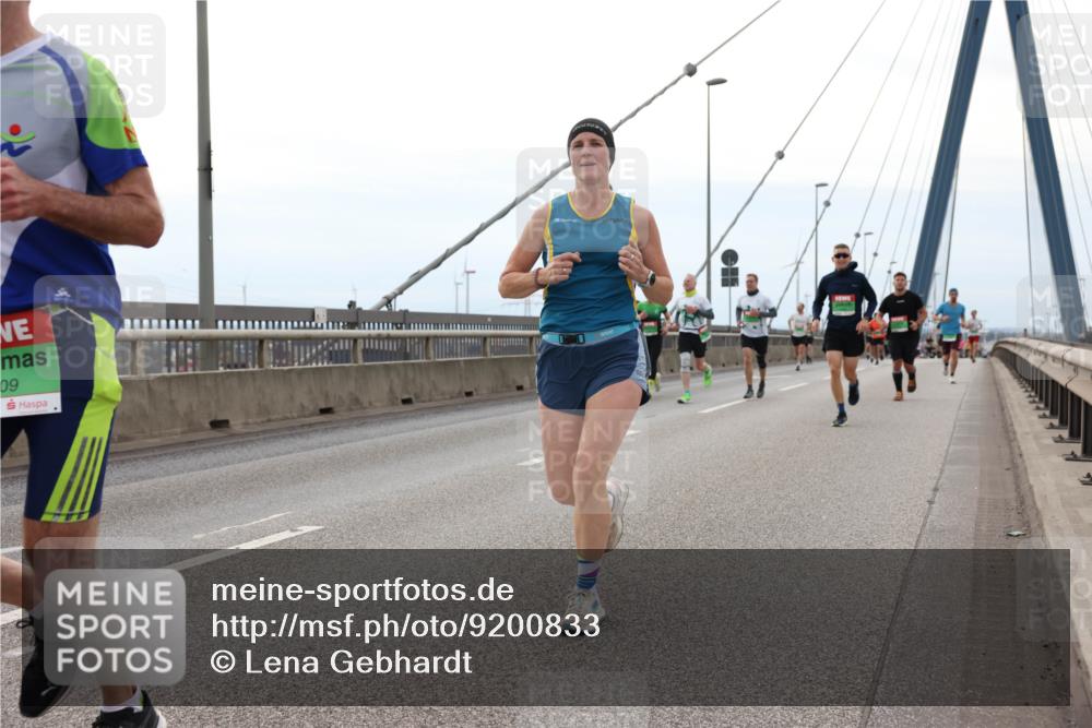 03.10.2025 - Köhlbrandbrückenlauf Lena Gebhardt http://msf.ph/oto/9200833 03.10.2025 15:42:02 Position 2 09 meine-sportfotos.de