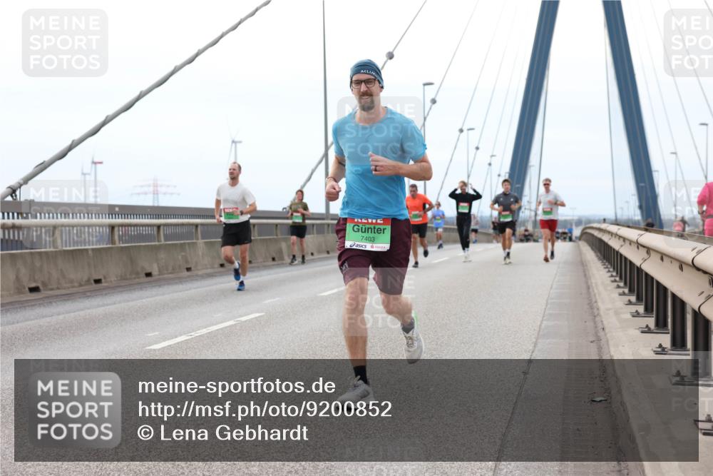 03.10.2025 - Köhlbrandbrückenlauf Lena Gebhardt http://msf.ph/oto/9200852 03.10.2025 15:42:08 Position 2 7403 meine-sportfotos.de
