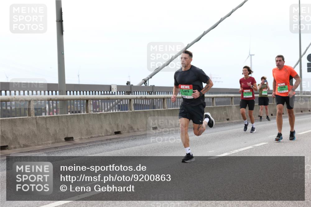 03.10.2025 - Köhlbrandbrückenlauf Lena Gebhardt http://msf.ph/oto/9200863 03.10.2025 15:42:12 Position 2 7600 meine-sportfotos.de
