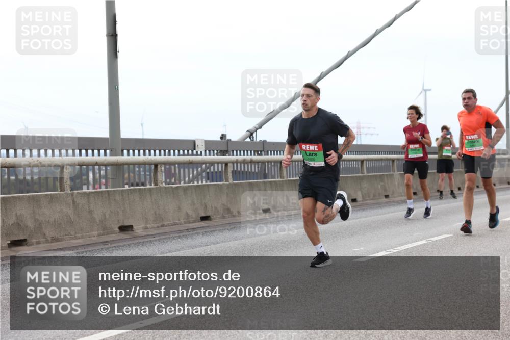 03.10.2025 - Köhlbrandbrückenlauf Lena Gebhardt http://msf.ph/oto/9200864 03.10.2025 15:42:12 Position 2 91, 7600 meine-sportfotos.de
