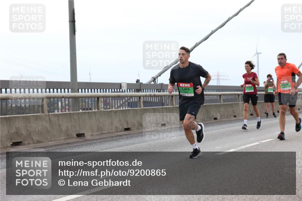 03.10.2025 - Köhlbrandbrückenlauf Lena Gebhardt http://msf.ph/oto/9200865 03.10.2025 15:42:12 Position 2 7600 meine-sportfotos.de