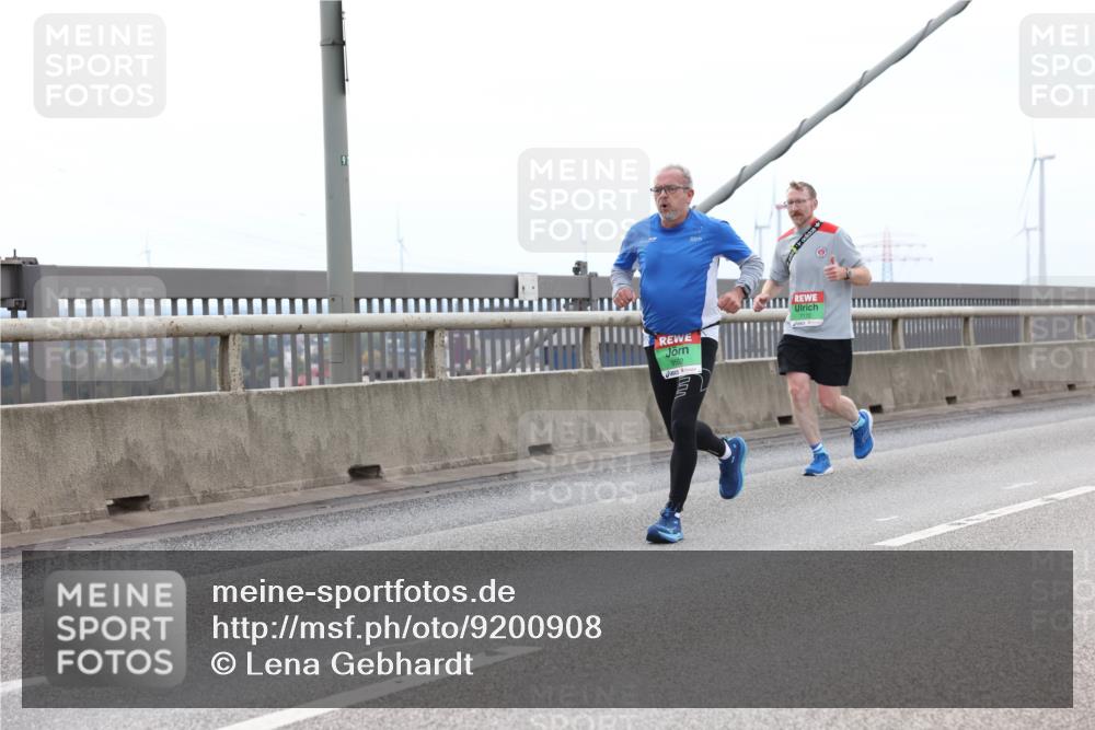 03.10.2025 - Köhlbrandbrückenlauf Lena Gebhardt http://msf.ph/oto/9200908 03.10.2025 15:42:28 Position 2 9592, 7172 meine-sportfotos.de