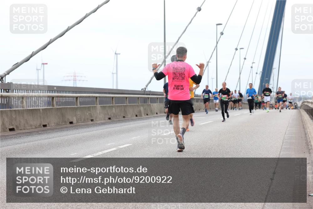 03.10.2025 - Köhlbrandbrückenlauf Lena Gebhardt http://msf.ph/oto/9200922 03.10.2025 15:42:33 Position 2  meine-sportfotos.de