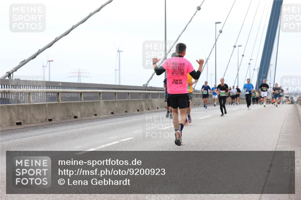 03.10.2025 - Köhlbrandbrückenlauf Lena Gebhardt http://msf.ph/oto/9200923 03.10.2025 15:42:33 Position 2  meine-sportfotos.de