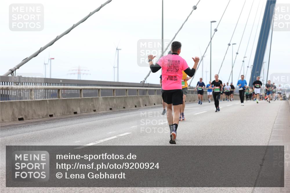 03.10.2025 - Köhlbrandbrückenlauf Lena Gebhardt http://msf.ph/oto/9200924 03.10.2025 15:42:33 Position 2  meine-sportfotos.de