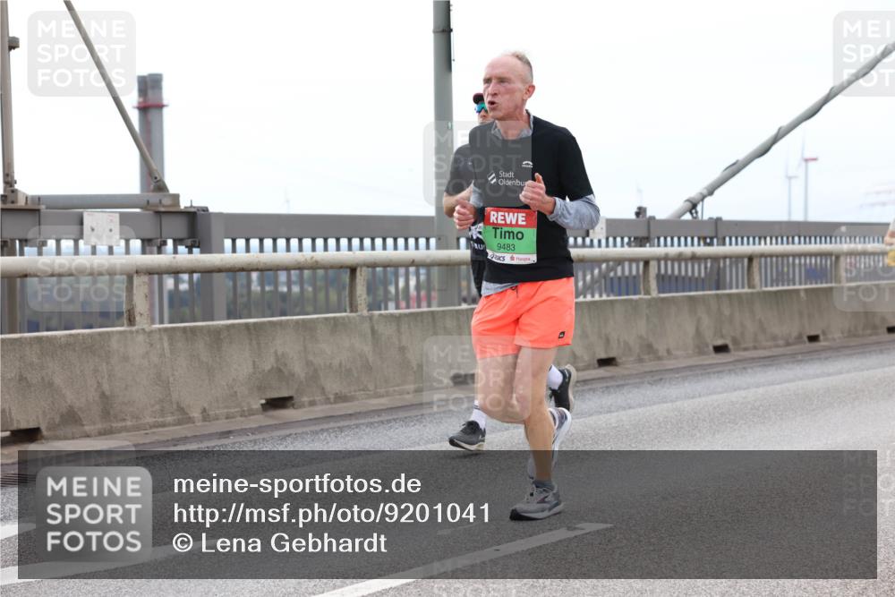 03.10.2025 - Köhlbrandbrückenlauf Lena Gebhardt http://msf.ph/oto/9201041 03.10.2025 15:43:08 Position 2 9483 meine-sportfotos.de