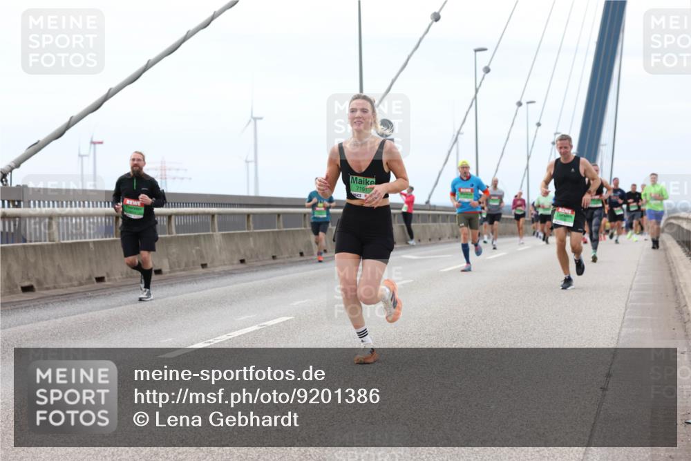 03.10.2025 - Köhlbrandbrückenlauf Lena Gebhardt http://msf.ph/oto/9201386 03.10.2025 15:44:54 Position 2 7191 meine-sportfotos.de