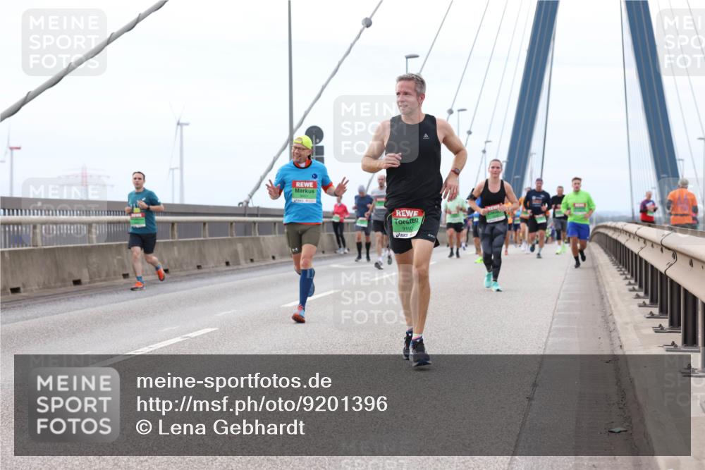 03.10.2025 - Köhlbrandbrückenlauf Lena Gebhardt http://msf.ph/oto/9201396 03.10.2025 15:44:56 Position 2 9451, 9110 meine-sportfotos.de