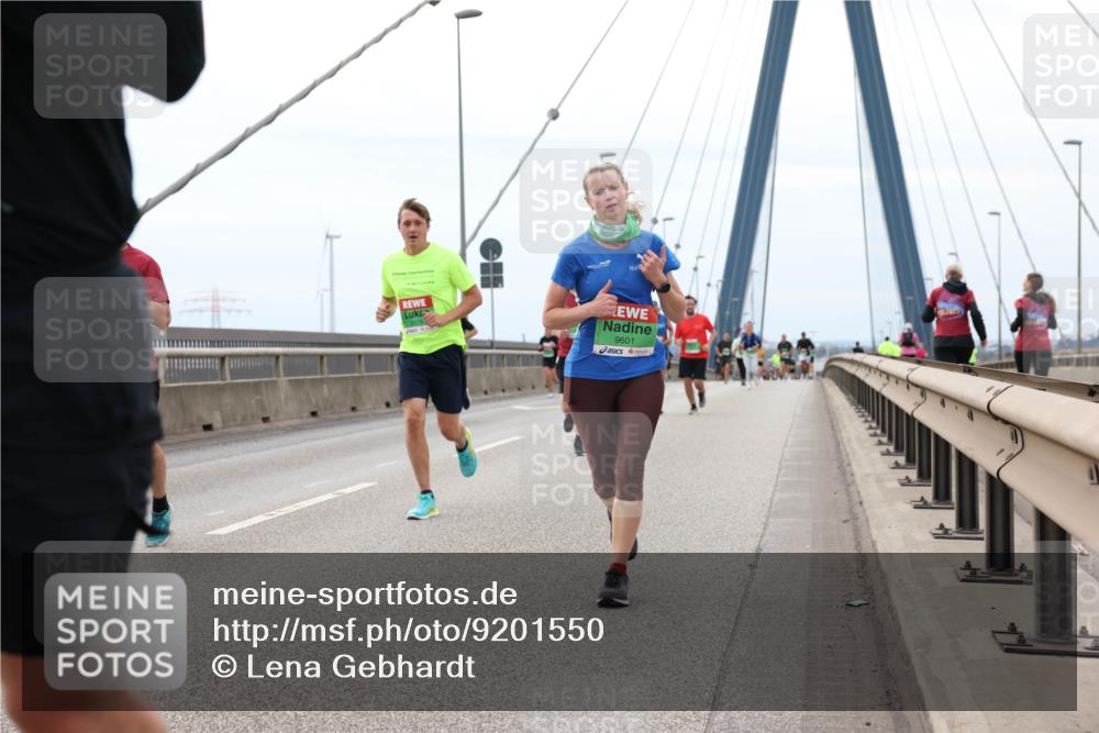 03.10.2025 - Köhlbrandbrückenlauf Lena Gebhardt http://msf.ph/oto/9201550 03.10.2025 15:45:41 Position 2 9378, 9601, 202 meine-sportfotos.de