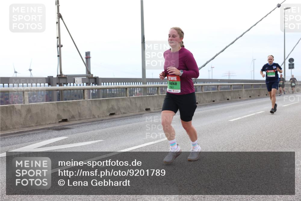 03.10.2025 - Köhlbrandbrückenlauf Lena Gebhardt http://msf.ph/oto/9201789 03.10.2025 15:46:57 Position 2 7961 meine-sportfotos.de