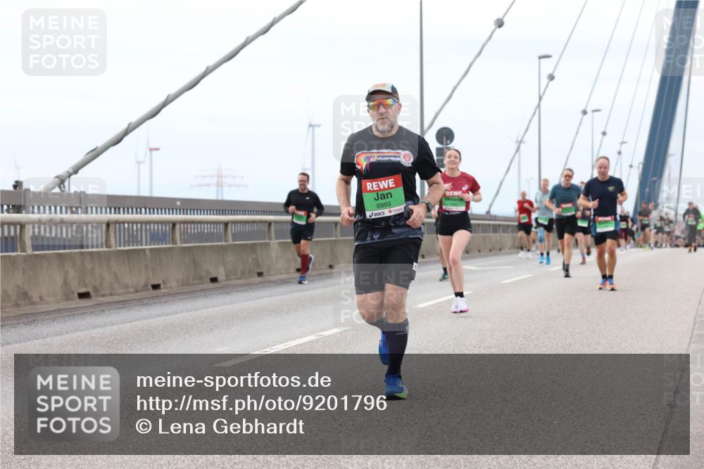03.10.2025 - Köhlbrandbrückenlauf Lena Gebhardt http://msf.ph/oto/9201796 03.10.2025 15:47:00 Position 2 8989 meine-sportfotos.de