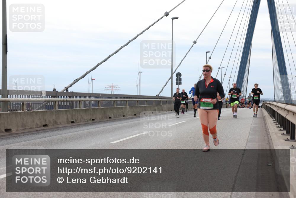 03.10.2025 - Köhlbrandbrückenlauf Lena Gebhardt http://msf.ph/oto/9202141 03.10.2025 15:48:07 Position 2  meine-sportfotos.de