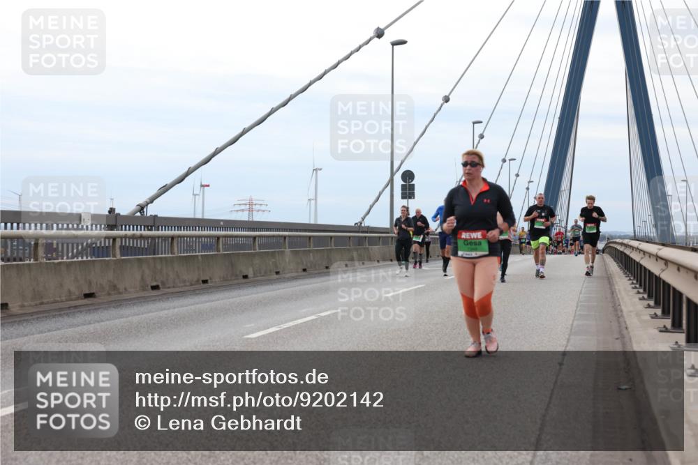 03.10.2025 - Köhlbrandbrückenlauf Lena Gebhardt http://msf.ph/oto/9202142 03.10.2025 15:48:07 Position 2  meine-sportfotos.de
