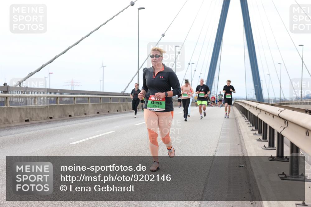 03.10.2025 - Köhlbrandbrückenlauf Lena Gebhardt http://msf.ph/oto/9202146 03.10.2025 15:48:07 Position 2 7348 meine-sportfotos.de