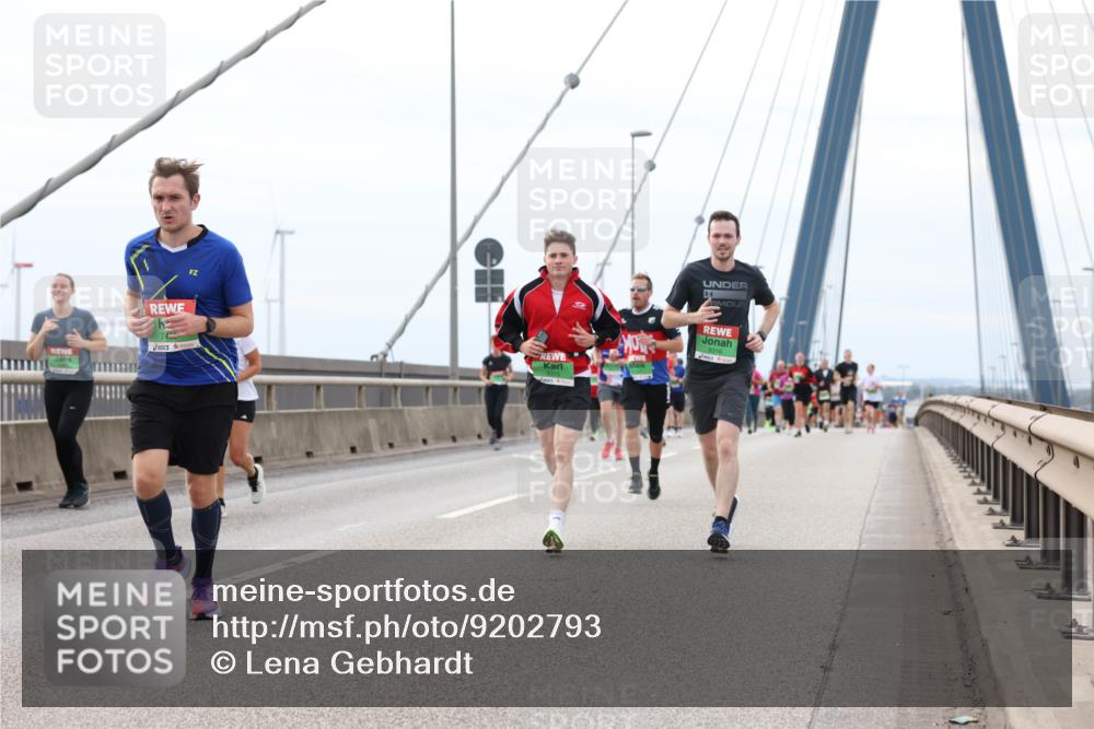 03.10.2025 - Köhlbrandbrückenlauf Lena Gebhardt http://msf.ph/oto/9202793 03.10.2025 15:50:27 Position 2 15, 9316 meine-sportfotos.de