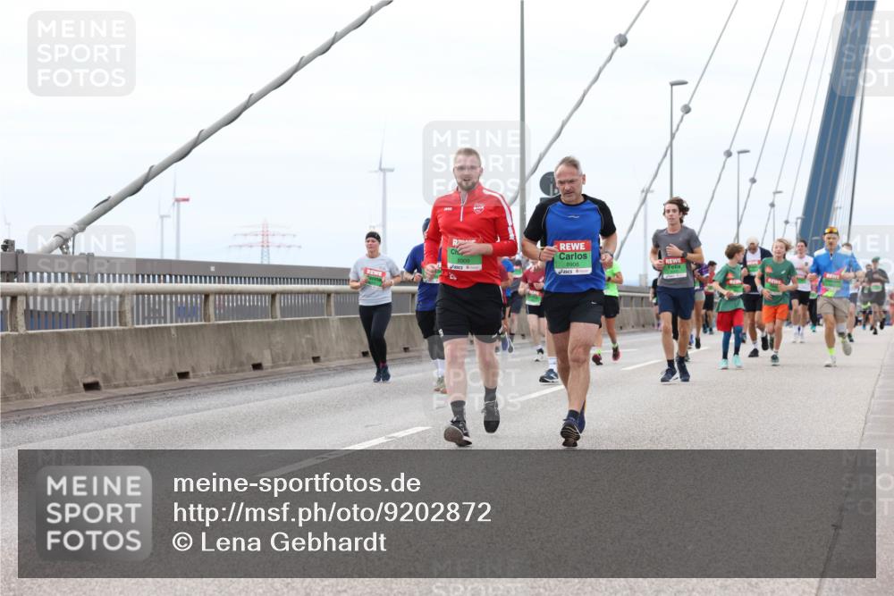 03.10.2025 - Köhlbrandbrückenlauf Lena Gebhardt http://msf.ph/oto/9202872 03.10.2025 15:50:57 Position 2 8908 meine-sportfotos.de