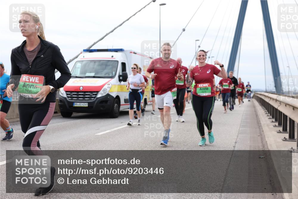 03.10.2025 - Köhlbrandbrückenlauf Lena Gebhardt http://msf.ph/oto/9203446 03.10.2025 15:53:06 Position 2 7493, 4249, 7676 meine-sportfotos.de
