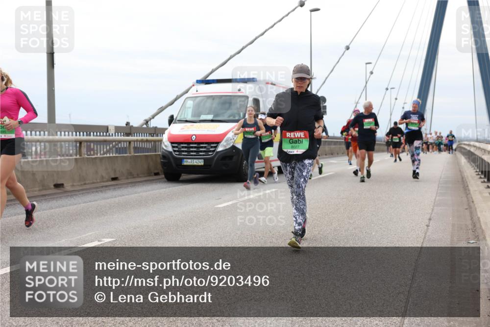 03.10.2025 - Köhlbrandbrückenlauf Lena Gebhardt http://msf.ph/oto/9203496 03.10.2025 15:53:15 Position 2 895, 4249, 8027 meine-sportfotos.de