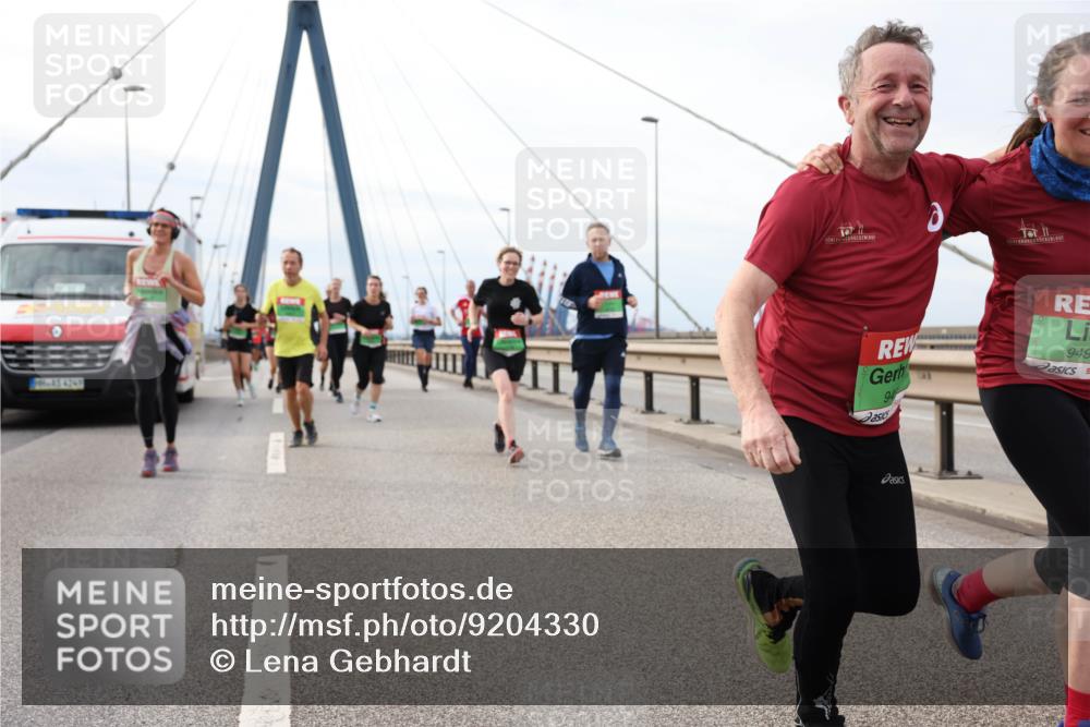 03.10.2025 - Köhlbrandbrückenlauf Lena Gebhardt http://msf.ph/oto/9204330 03.10.2025 15:56:17 Position 2 94, 949 meine-sportfotos.de