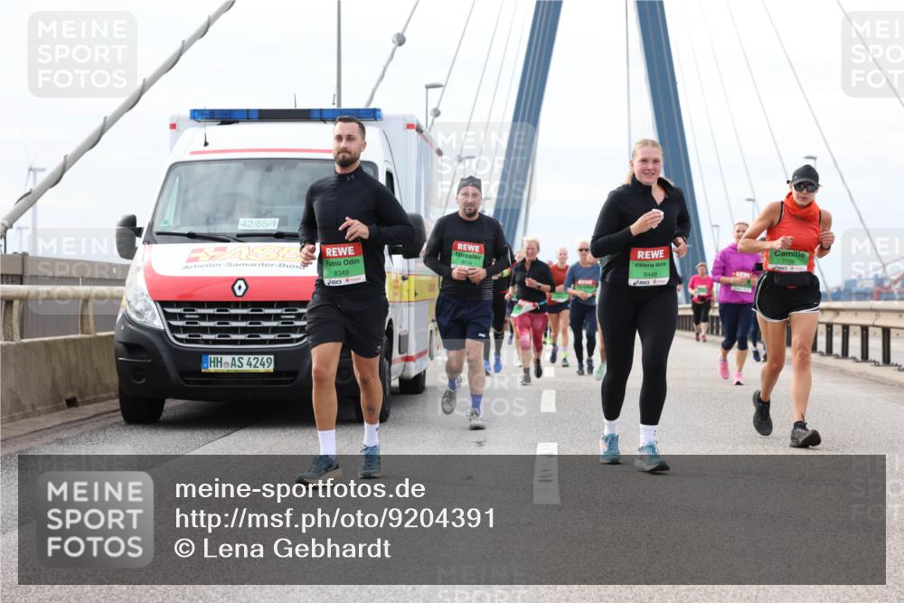 03.10.2025 - Köhlbrandbrückenlauf Lena Gebhardt http://msf.ph/oto/9204391 03.10.2025 15:56:34 Position 2 42, 85, 4, 8349, 9014, 8448, 7799, 4249 meine-sportfotos.de