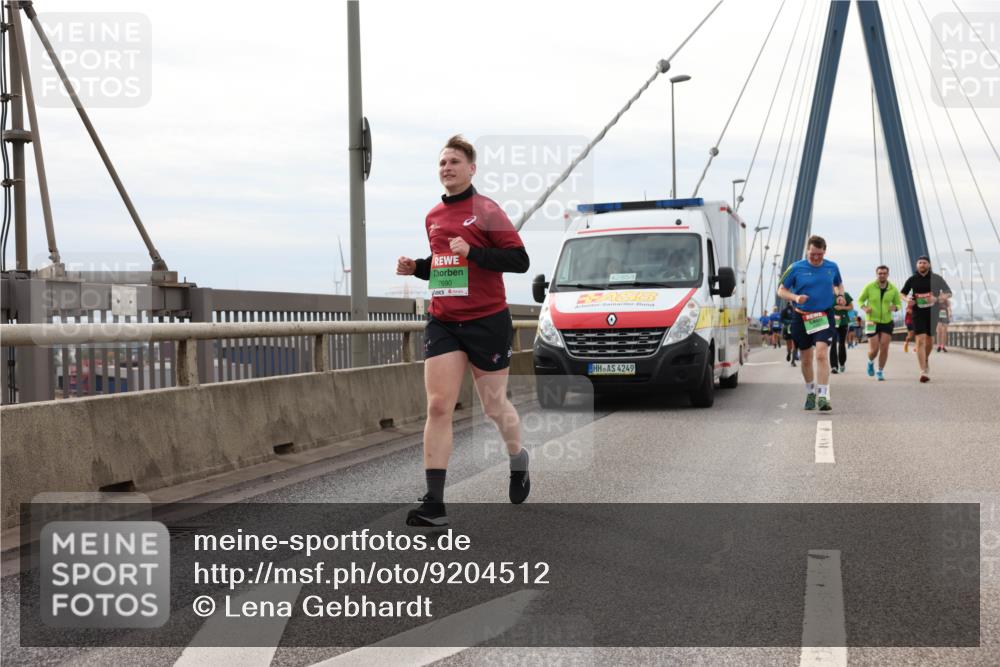 03.10.2025 - Köhlbrandbrückenlauf Lena Gebhardt http://msf.ph/oto/9204512 03.10.2025 15:57:09 Position 2 7690, 42, 85, 4, 4249 meine-sportfotos.de