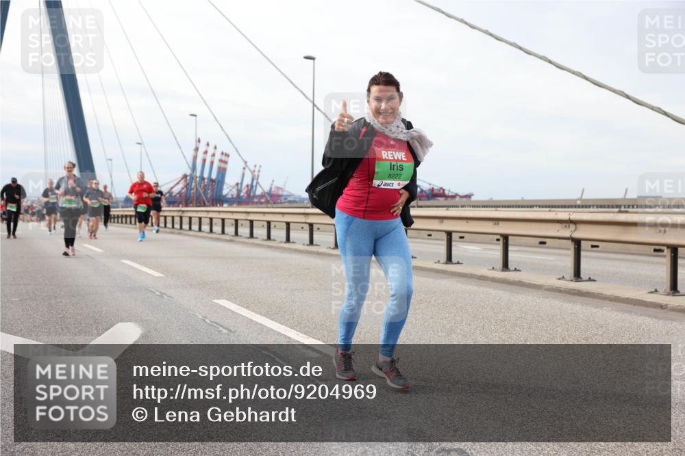 03.10.2025 - Köhlbrandbrückenlauf Lena Gebhardt http://msf.ph/oto/9204969 03.10.2025 15:59:18 Position 2 8222 meine-sportfotos.de