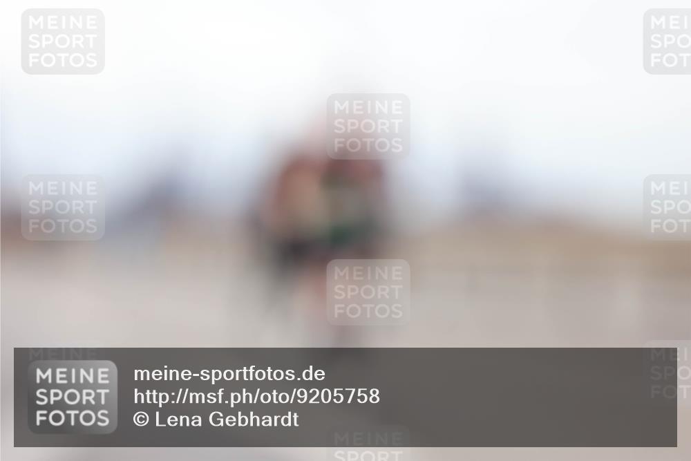 03.10.2025 - Köhlbrandbrückenlauf Lena Gebhardt http://msf.ph/oto/9205758 03.10.2025 16:02:30 Position 2  meine-sportfotos.de