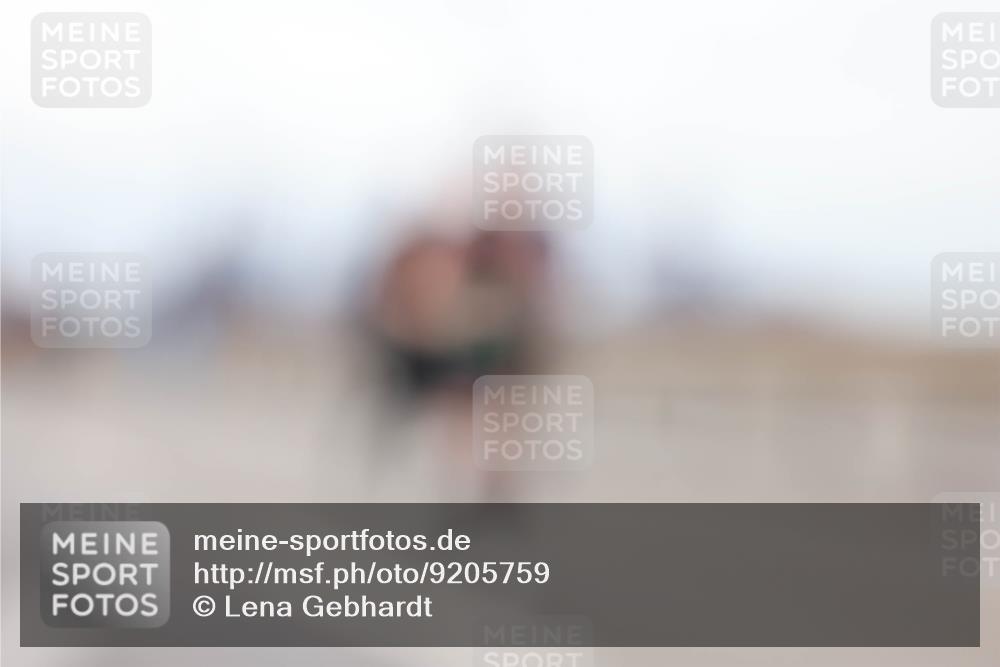 03.10.2025 - Köhlbrandbrückenlauf Lena Gebhardt http://msf.ph/oto/9205759 03.10.2025 16:02:30 Position 2  meine-sportfotos.de