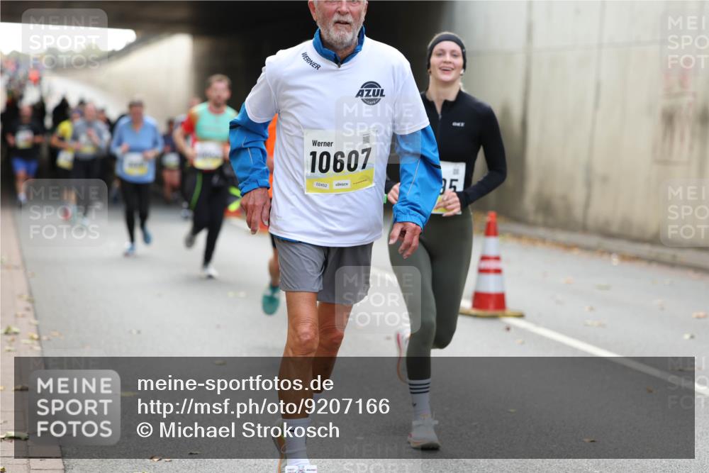 05.10.2025 - 20. swb-Marathon Bremen Michael Strokosch http://msf.ph/oto/9207166 05.10.2025 10:53:03 Laufen 10607, 02452, 35 meine-sportfotos.de