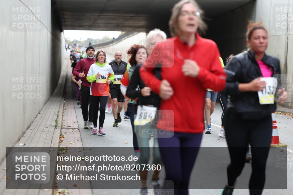 05.10.2025 - 20. swb-Marathon Bremen Michael Strokosch http://msf.ph/oto/9207360 05.10.2025 11:00:26 Laufen 195, 11706, 132, 994 meine-sportfotos.de