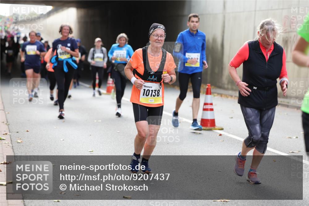 05.10.2025 - 20. swb-Marathon Bremen Michael Strokosch http://msf.ph/oto/9207437 05.10.2025 10:54:01 Laufen 10138 meine-sportfotos.de