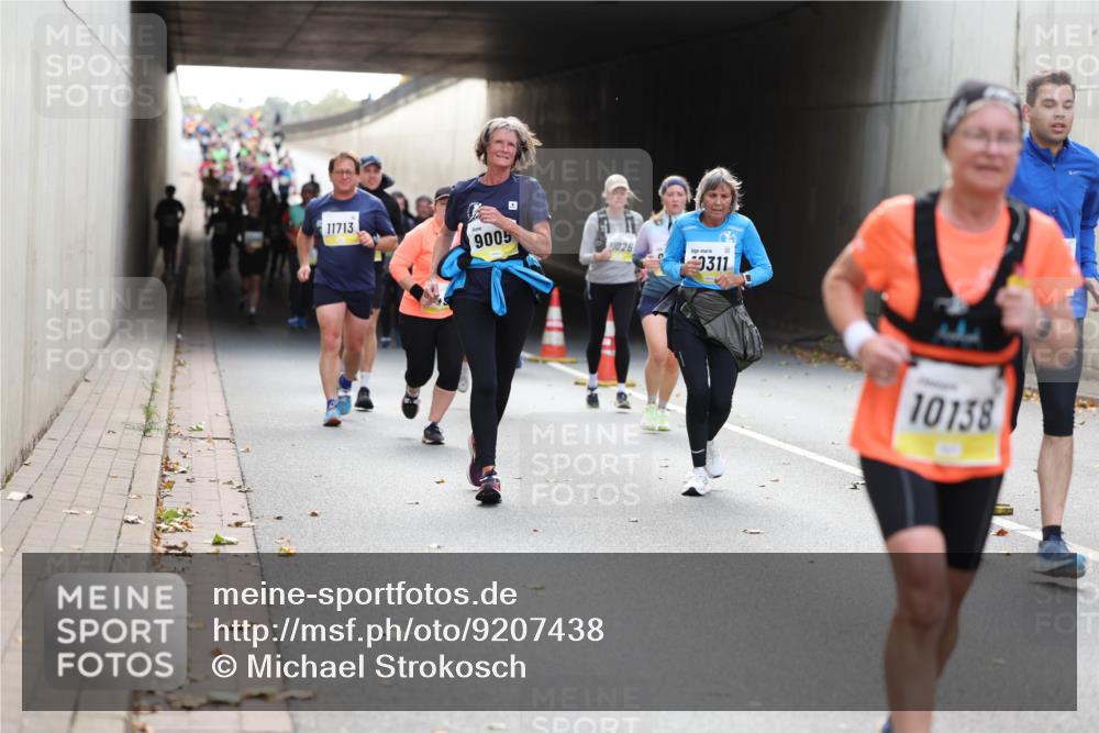 05.10.2025 - 20. swb-Marathon Bremen Michael Strokosch http://msf.ph/oto/9207438 05.10.2025 10:54:02 Laufen 11713, 9005, 1026, 9311, 10138 meine-sportfotos.de