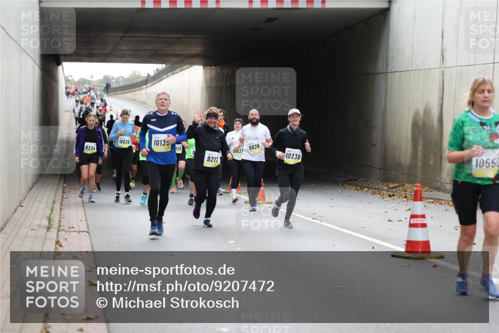 05.10.2025 - 20. swb-Marathon Bremen Michael Strokosch http://msf.ph/oto/9207472 05.10.2025 11:00:55 Laufen 9334, 10836, 10135, 529, 9826, 18937, 9217, 10239, 10550 meine-sportfotos.de